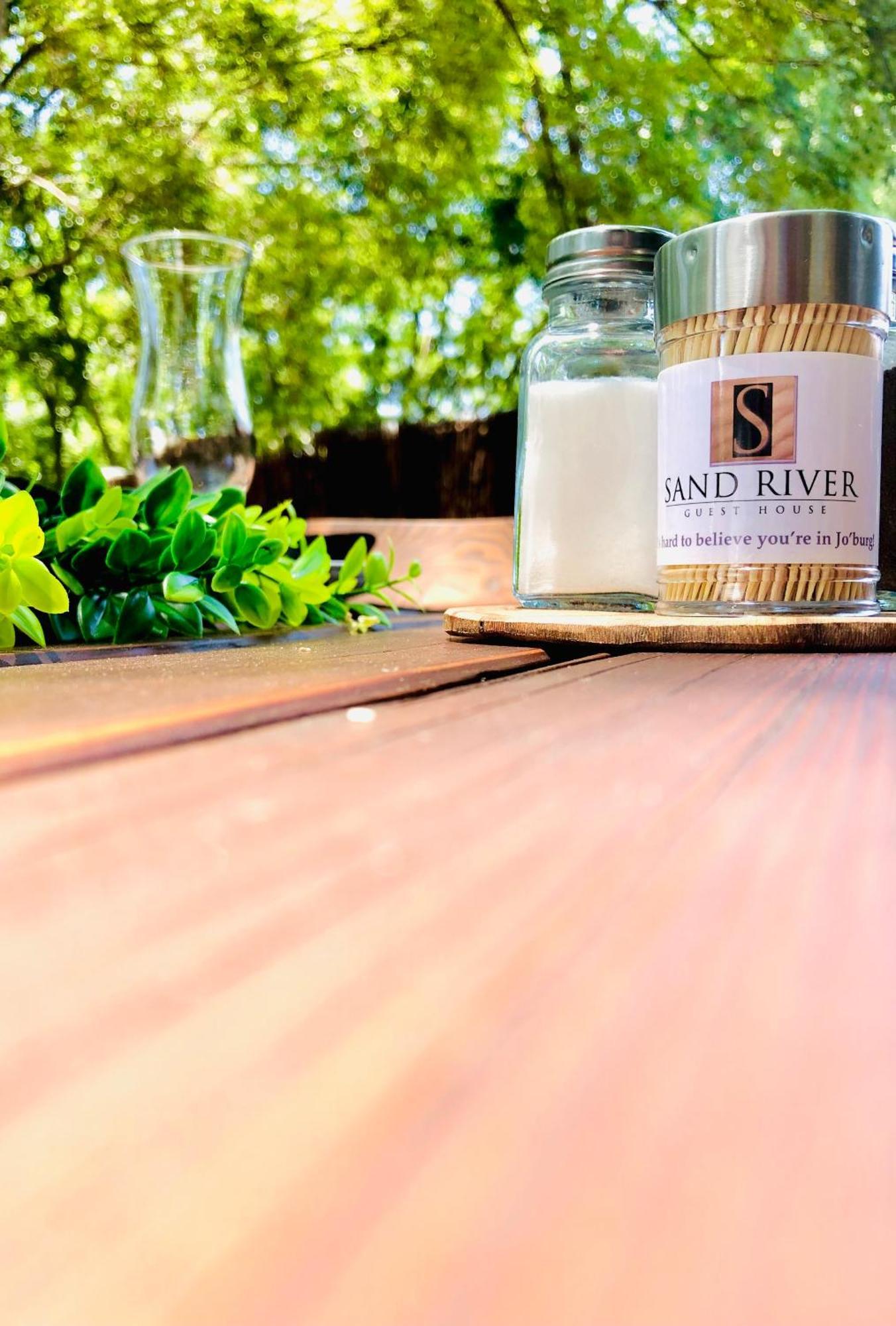Sand River Guest House Johannesburg Esterno foto