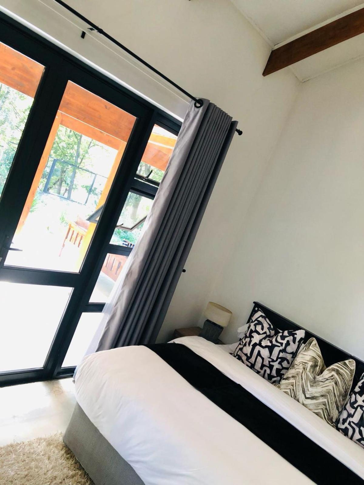 Sand River Guest House Johannesburg Esterno foto